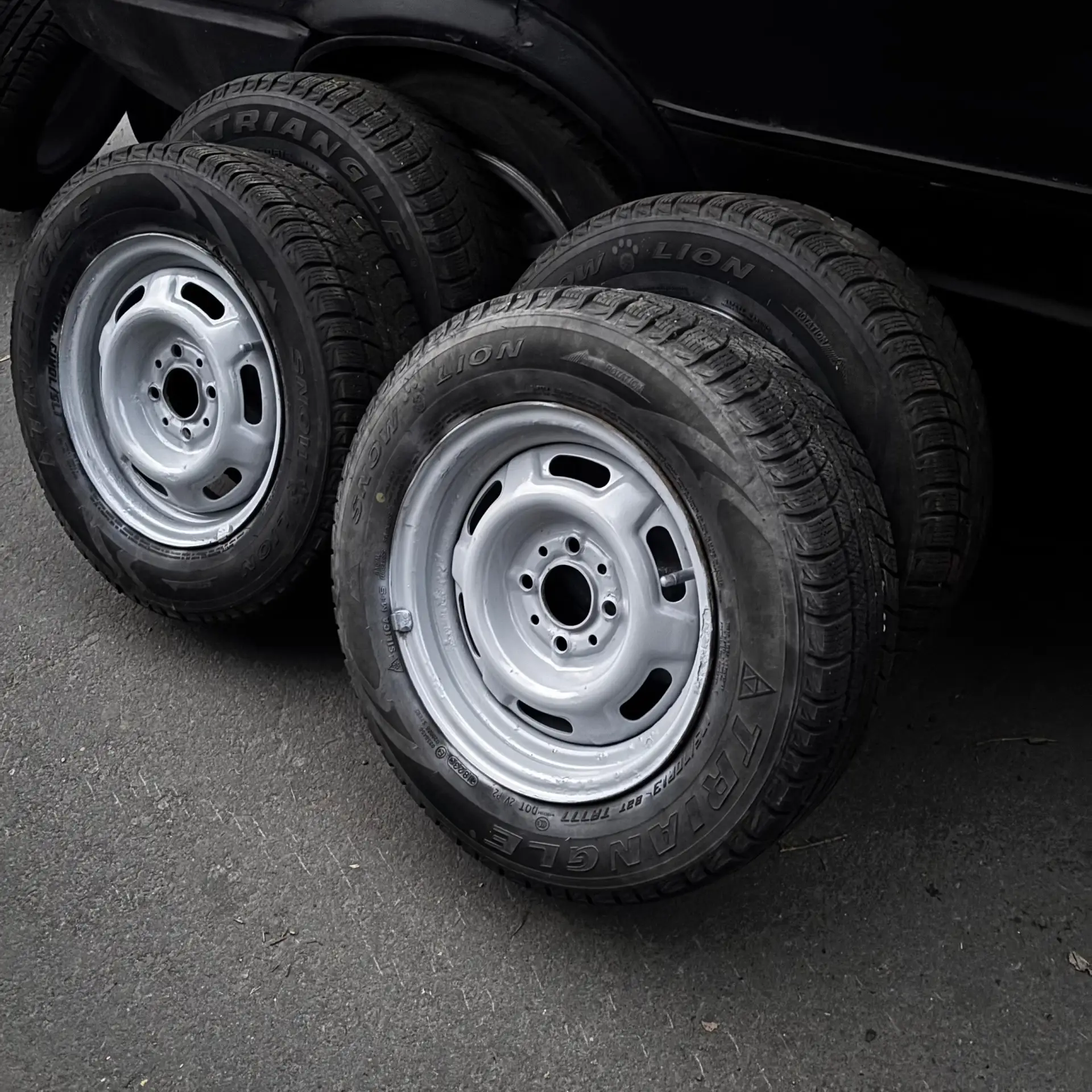 Продам резину с дисками 175/70 R13 TRIANGLE (зима) ❄️ ❄️