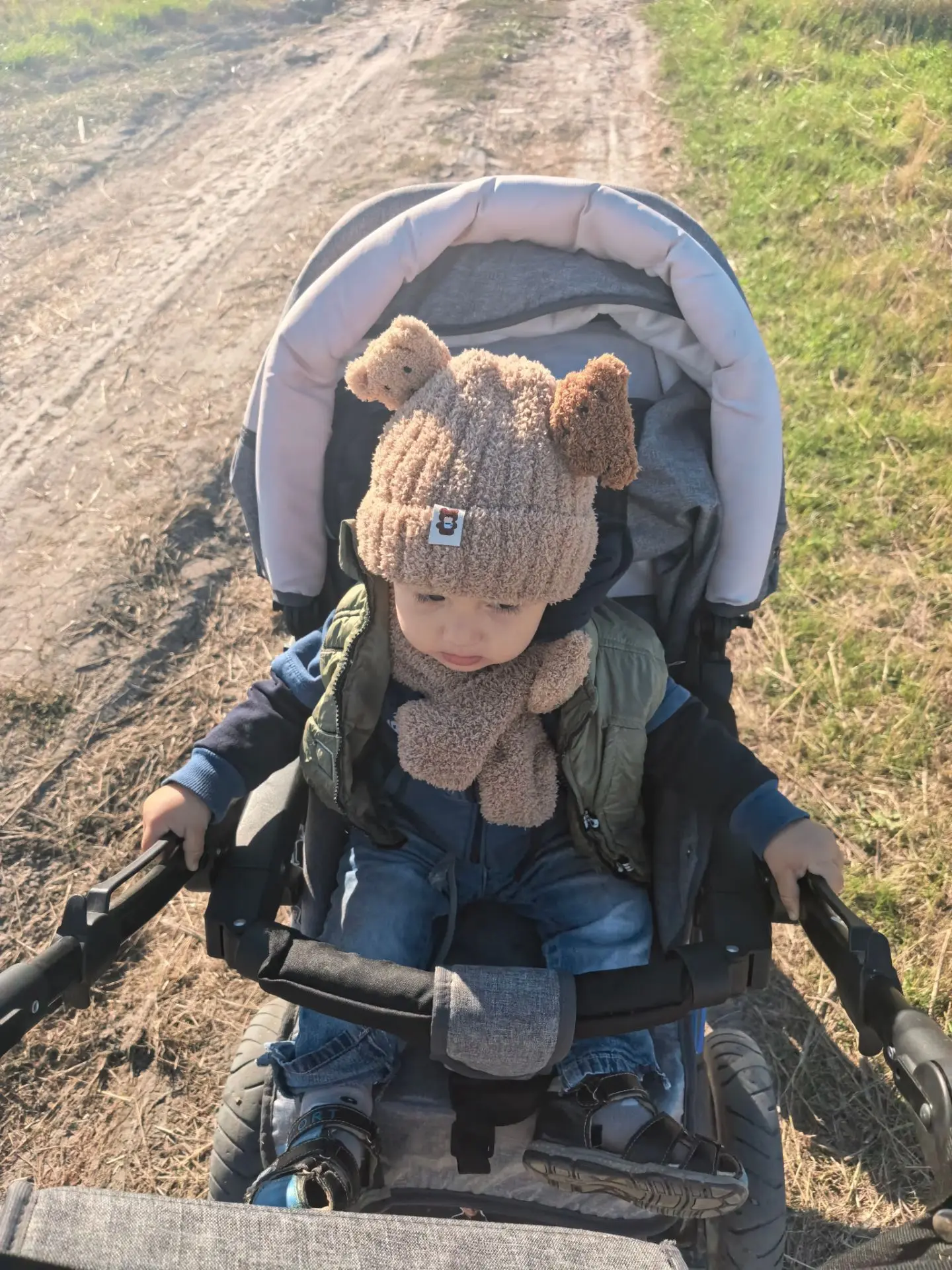 Утро началось с прогулки с родным отцом ❤️