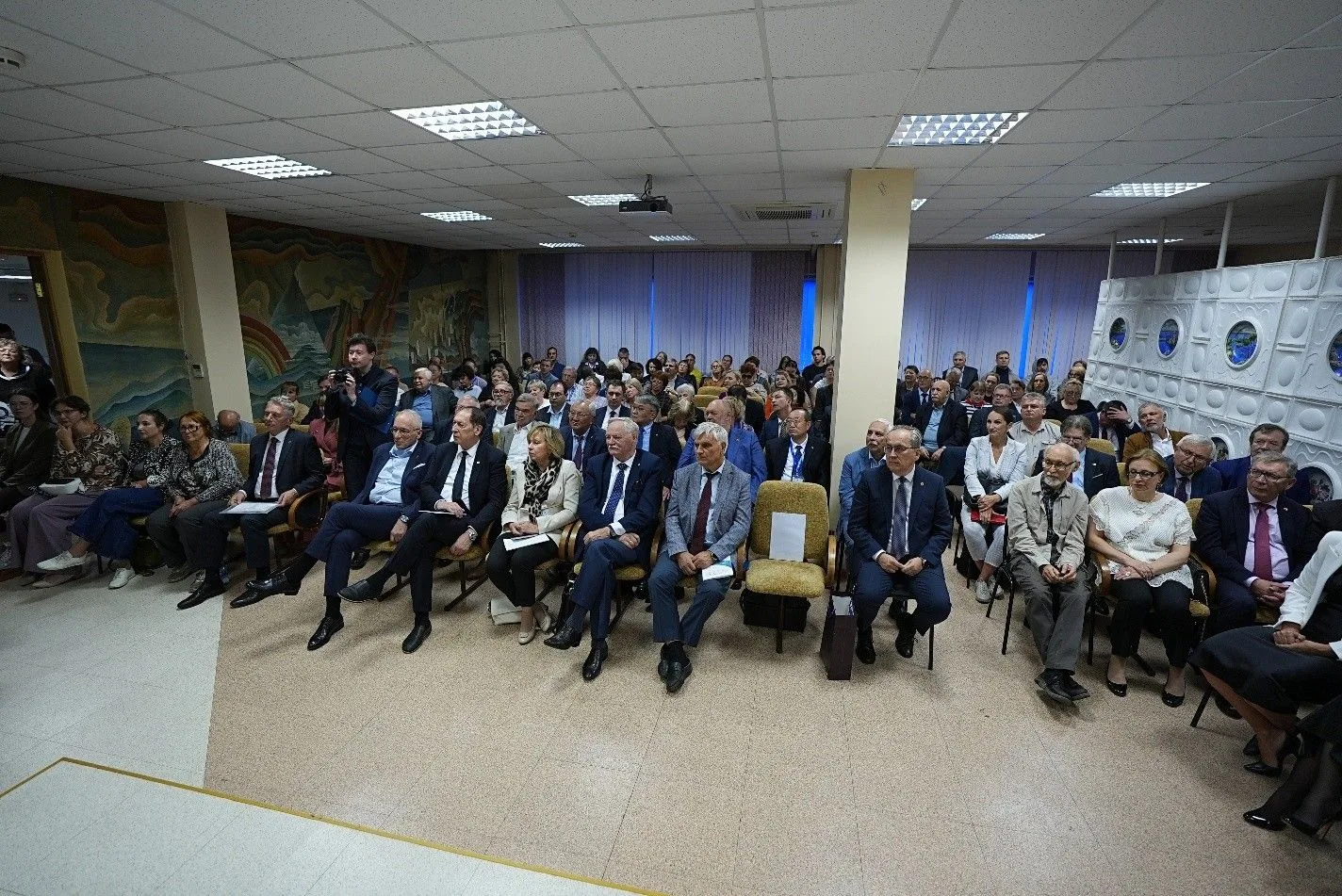 🎓 БИП СО РАН принял участие в юбилейных мероприятиях Тихоокеанского института географи...