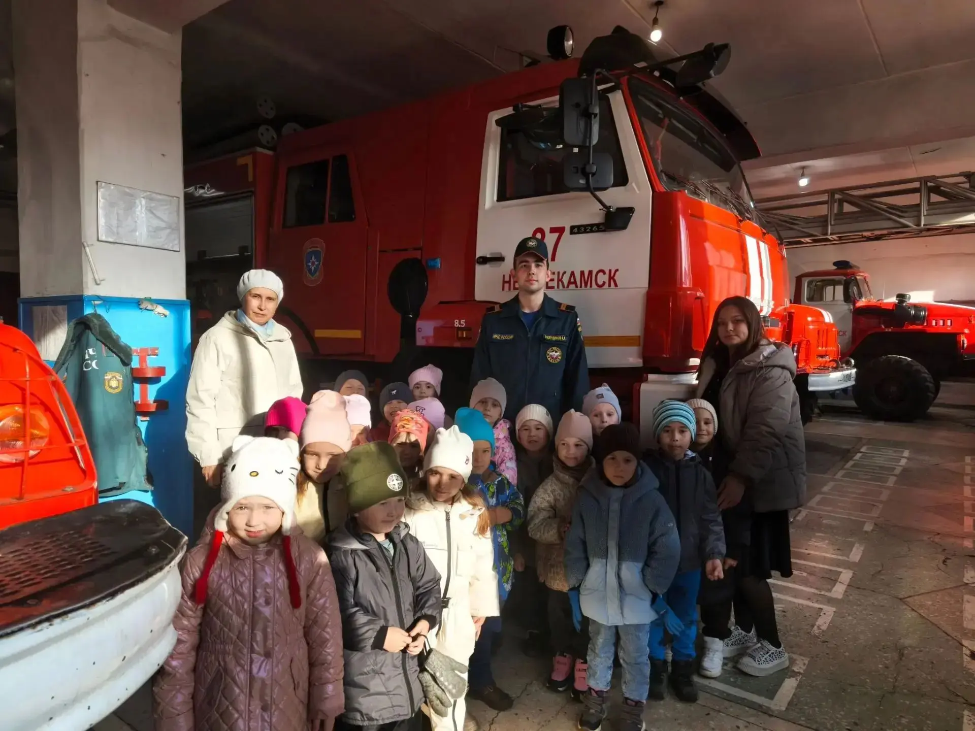 В гостях у пожарных: экскурсия в рамках Месячника гражданской обороны 🚒👨‍🚒