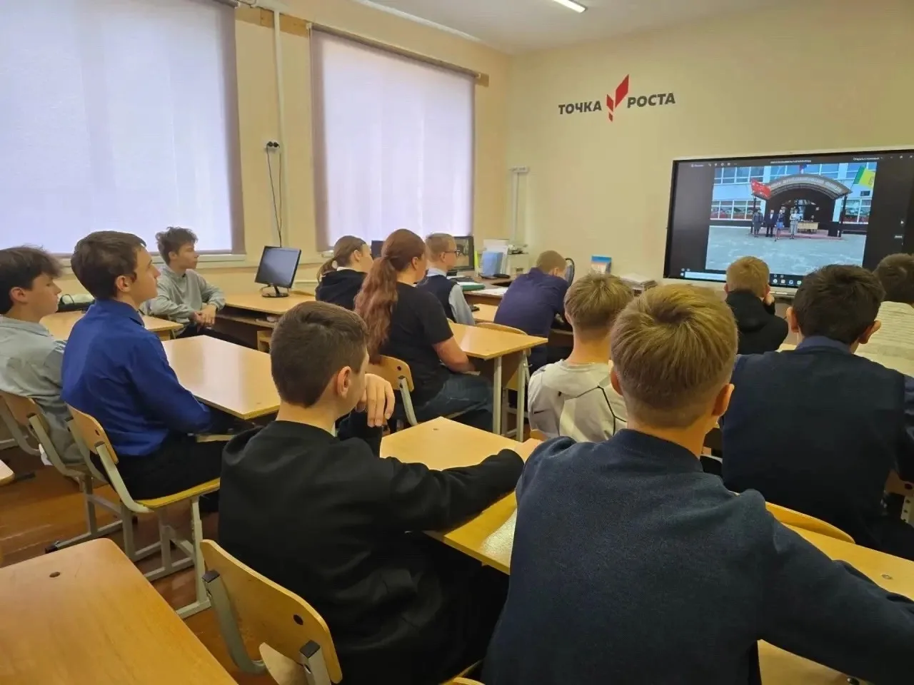 Сегодня наши обучающиеся на занятии «Россия — мои горизонты»  погрузились в мир, которы...