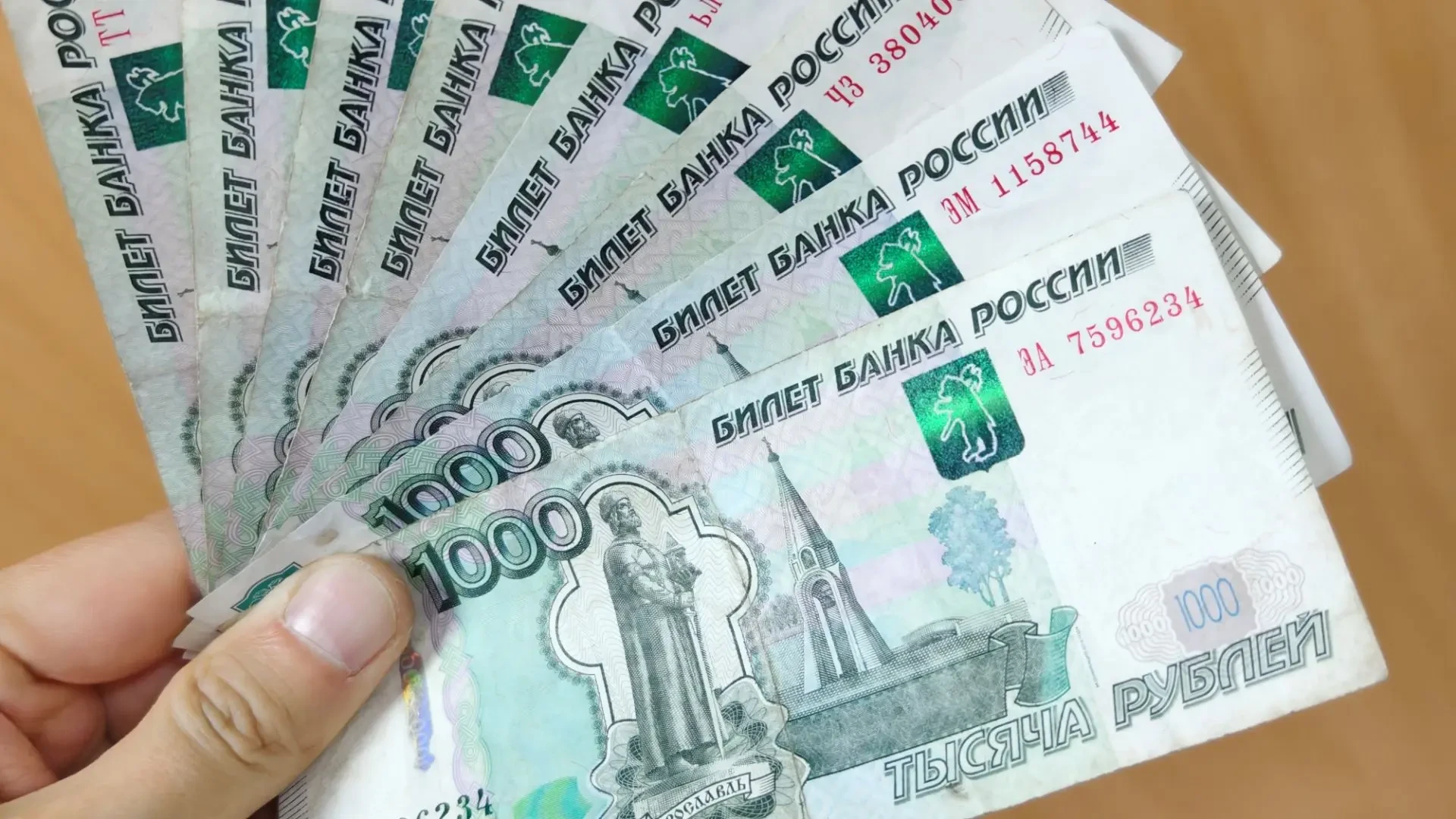 С декабря изменится сбор за возврат билетов на поезда дальнего следования.