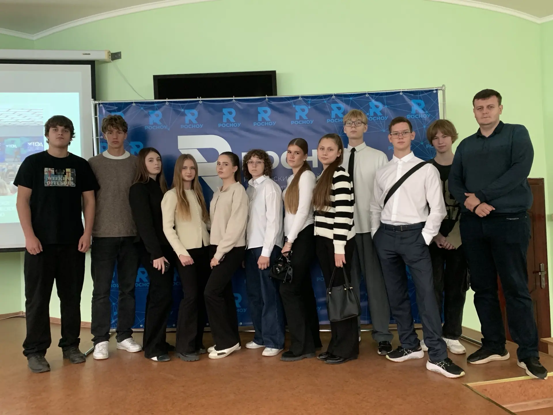 Обучающиеся школ Ельца приняли участие во Всероссийском экономическом диктанте