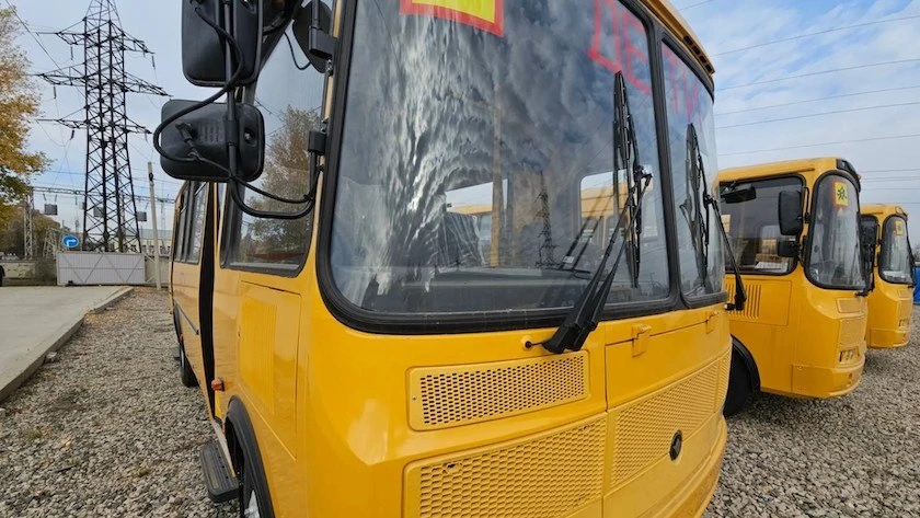 🚌 В Амурской области школьный автопарк пополнили 24 новыми автобусами