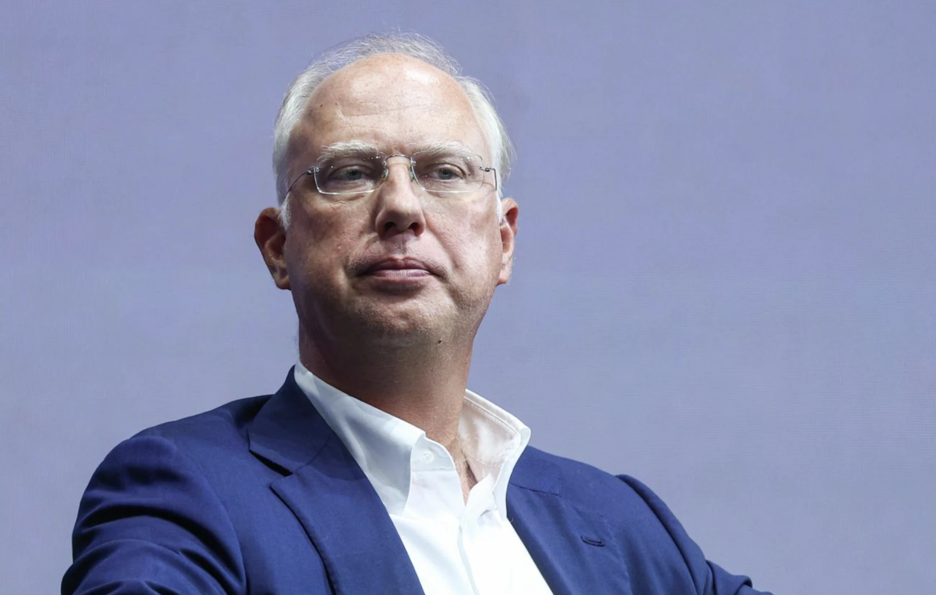 Дмитриев заявил, что ожидает подписания первых контрактов по дизтопливу с США в ближайш...