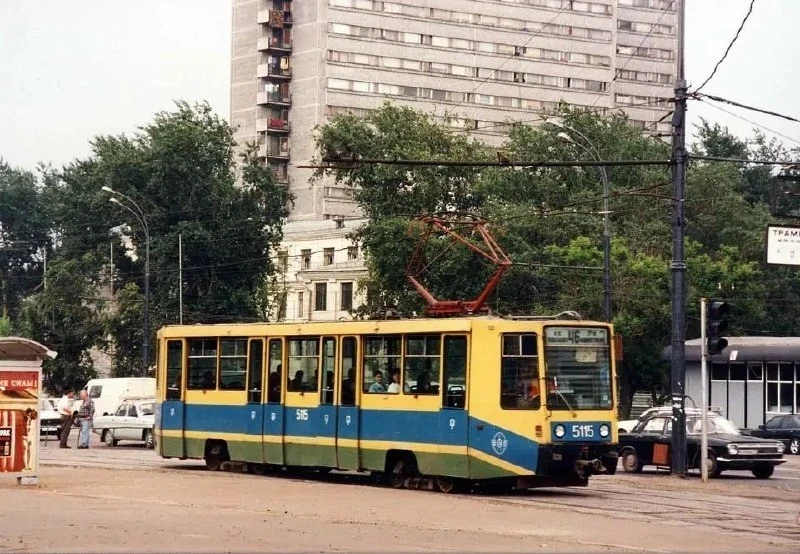 🚌 Трамвай на Бульваре Энтузиастов в 1997 году