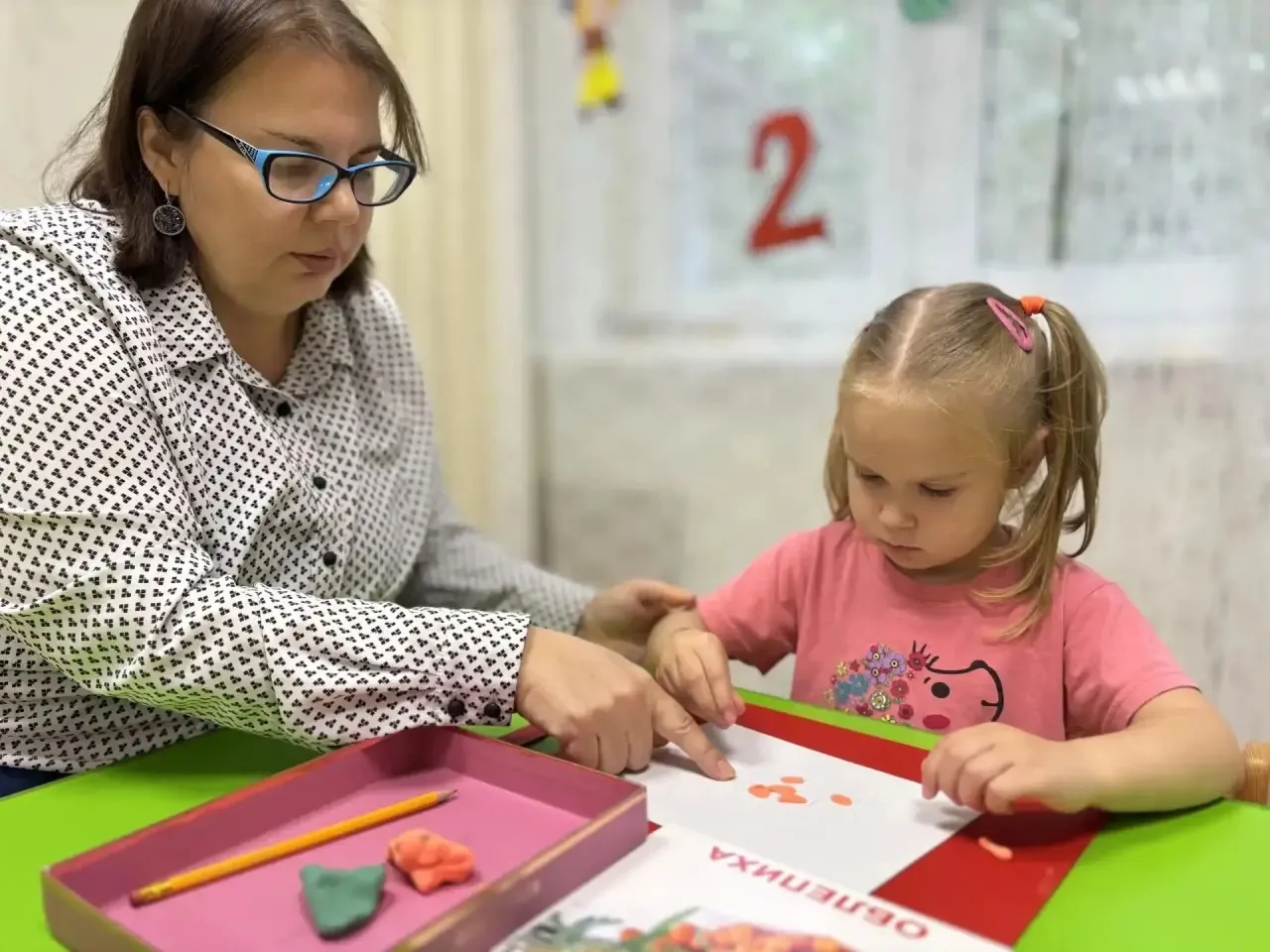 Пластилинография — доступный и эффективный метод развития для малышей 🎨