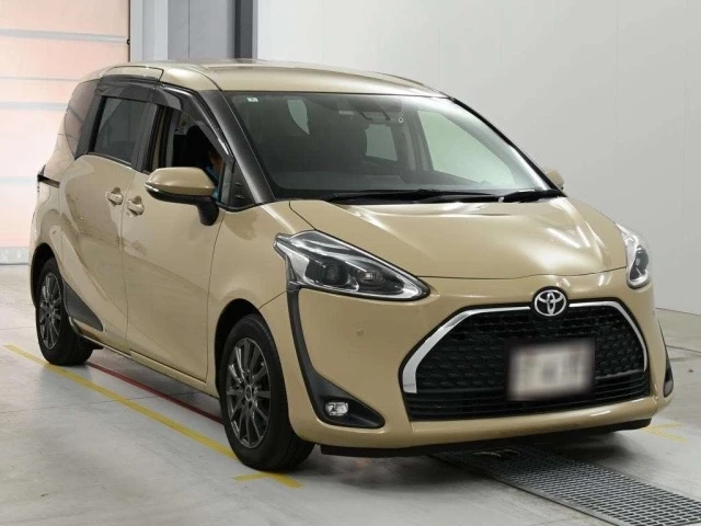👍 Toyota Sienta