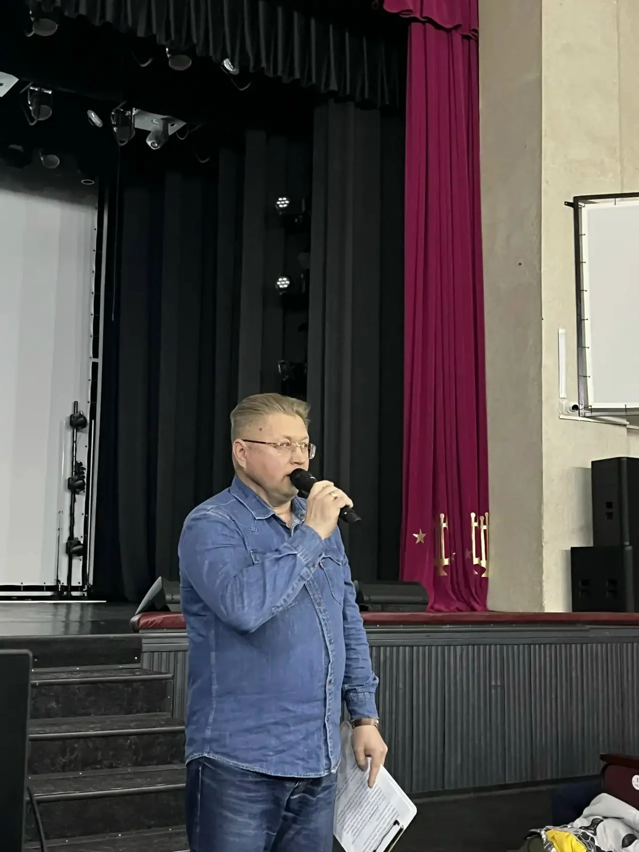 В рамках Всероссийского проекта «Киноуроки в школах России и мира» ученики начальных кл...
