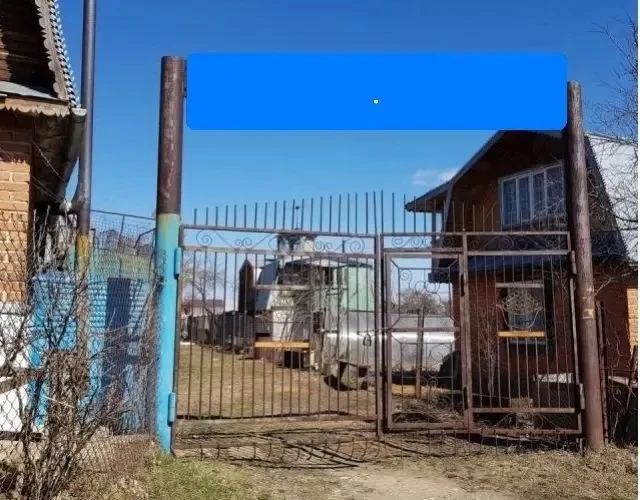 👀Тамбовчанка организовала резиновый дачный домик для мигрантов