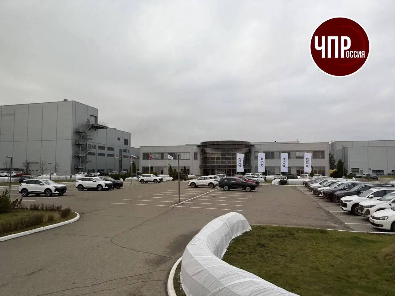 ⚡️Производство автомобилей Tenet в Калуге приостановили после атаки украинских БПЛА — в...