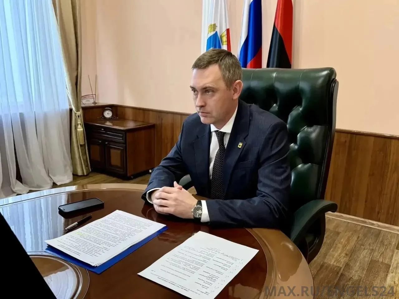 Служба судебных приставов вручила представителю управляющей компании предупреждения об ...