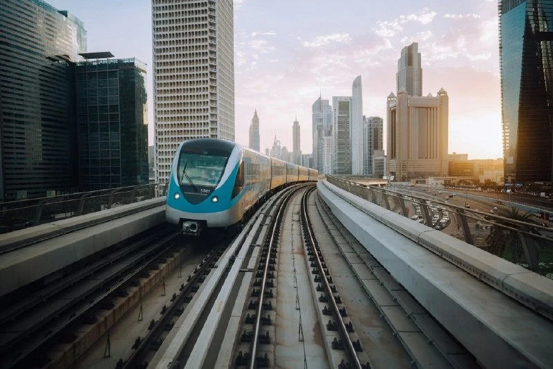 🇦🇪🚅 Из Дубая запустили поезда в Абу-Даби и Фуджейру