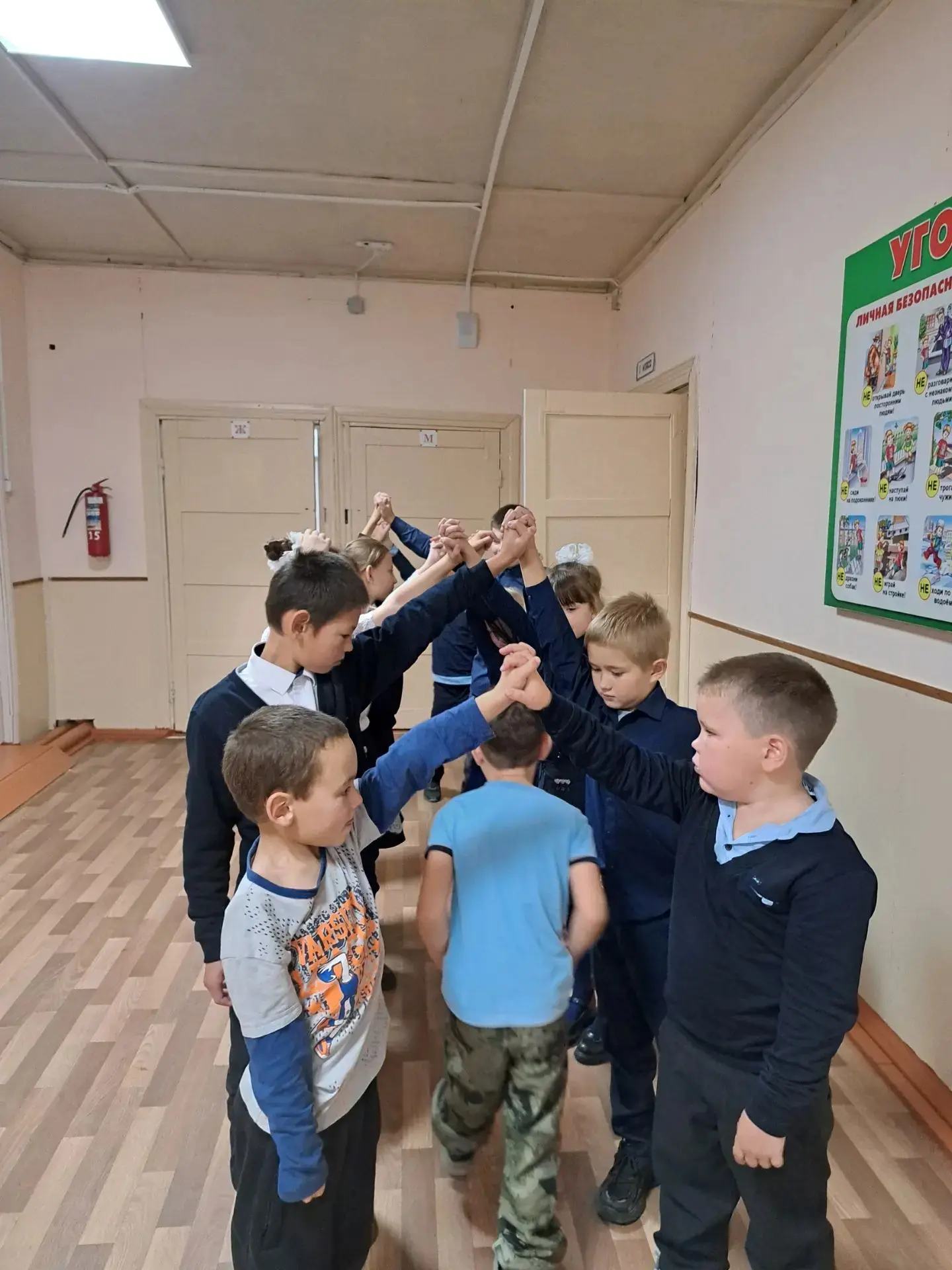 В рамках программы «Орлята России» у самых юных учеников нашей школы прошло занятие тре...