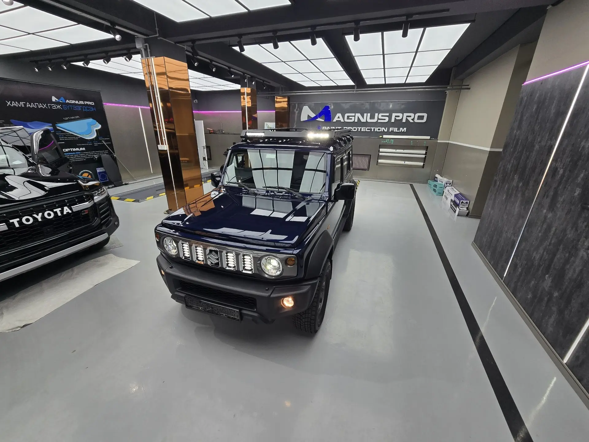 🔥 Suzuki Jimny 5-дверей 2023 - японская сборка, левый руль, настоящий рамный внедорожник