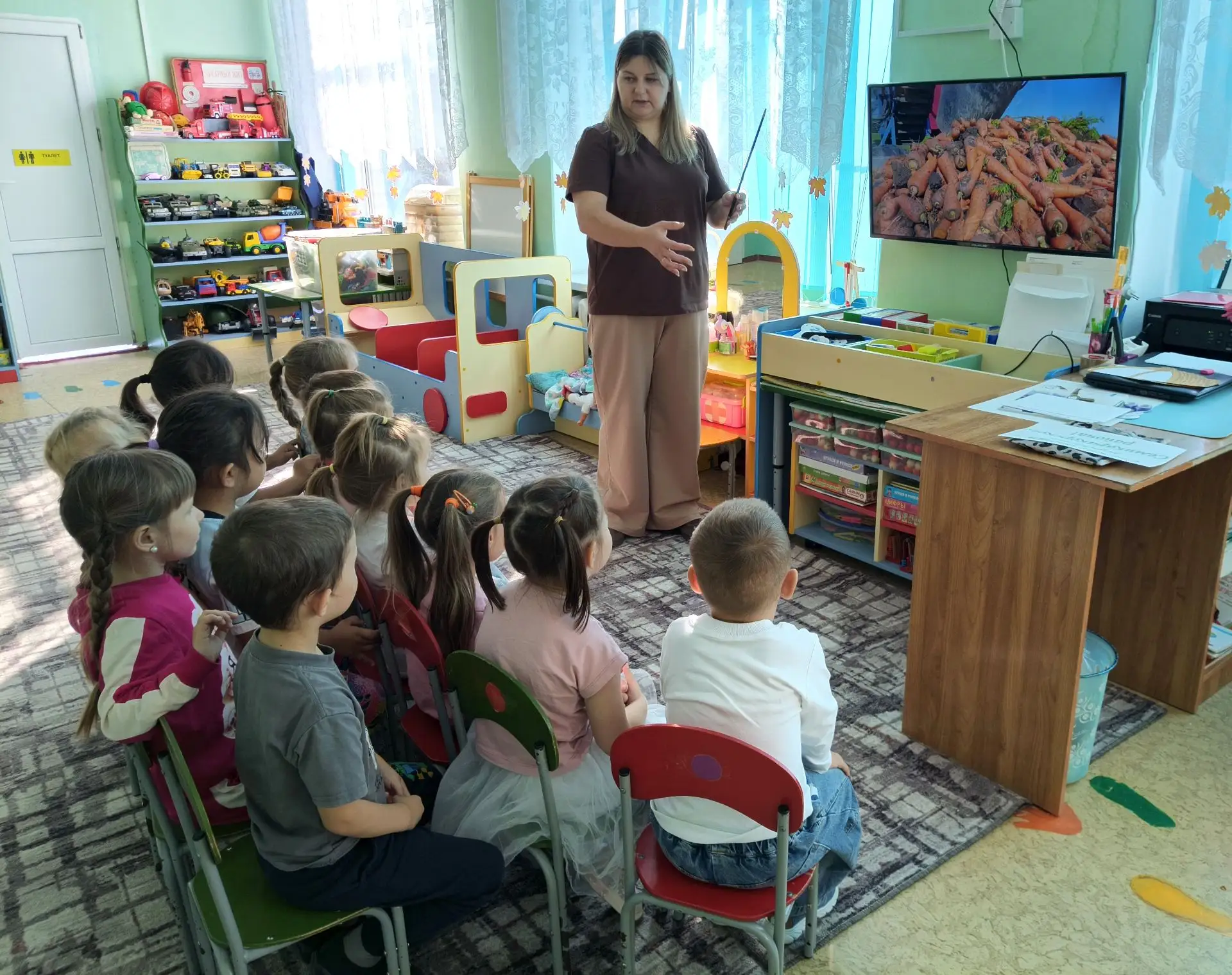 В средней группе «Пчелки» прошло познавательное занятие, которое объединило увлекательн...