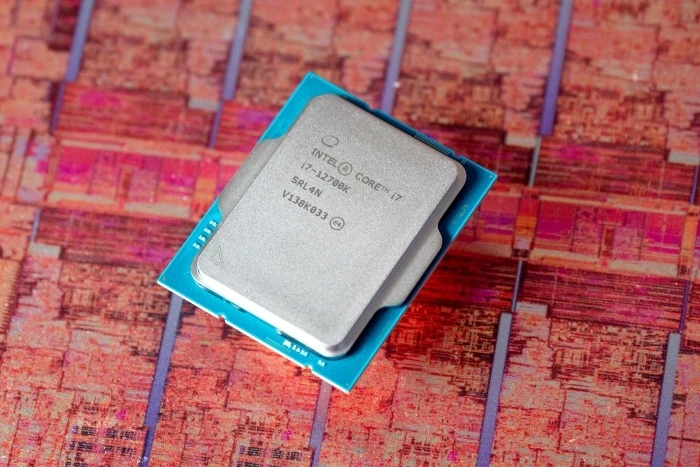 Продам процессор i7-12700k под 1700 сокет. Цена 20000