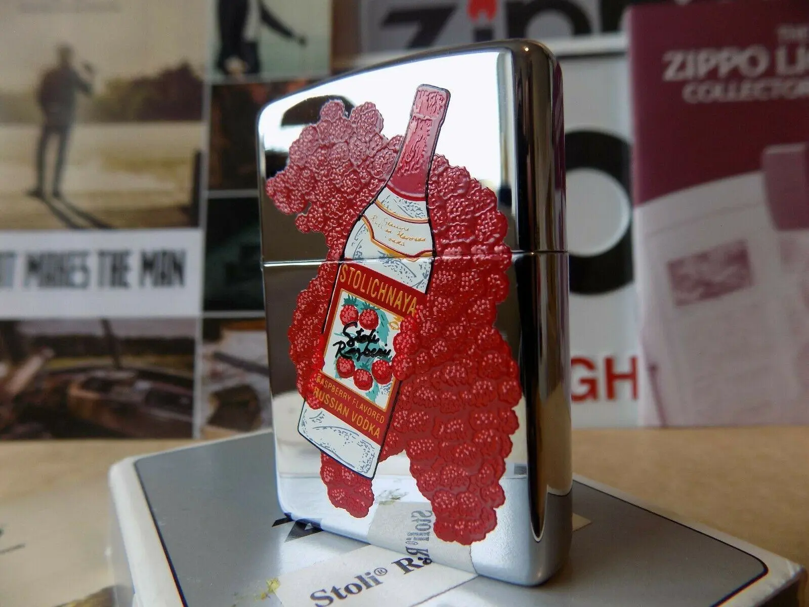 Zippo "STOLICHNAYA VODKA".