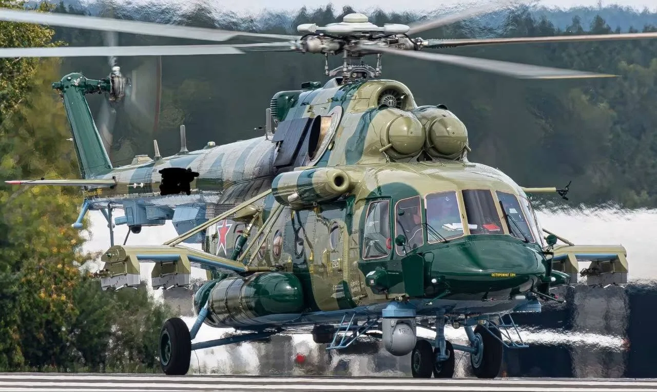 Ми-8АМТШ сразу с 4 авиационными пусковыми устройствами для лëгких крылатых ракет «Дань-Т».
