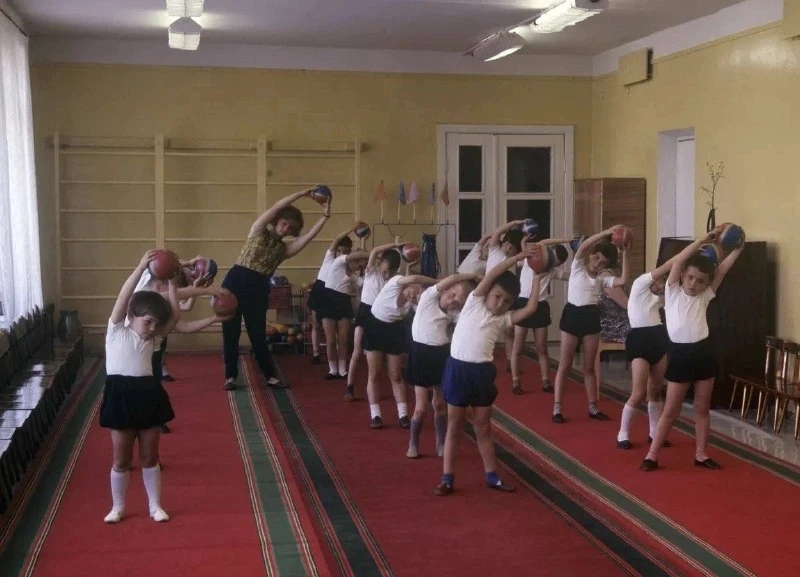 Доброе утро в детском саду Климовского машиностроительного завода. 1973 год.