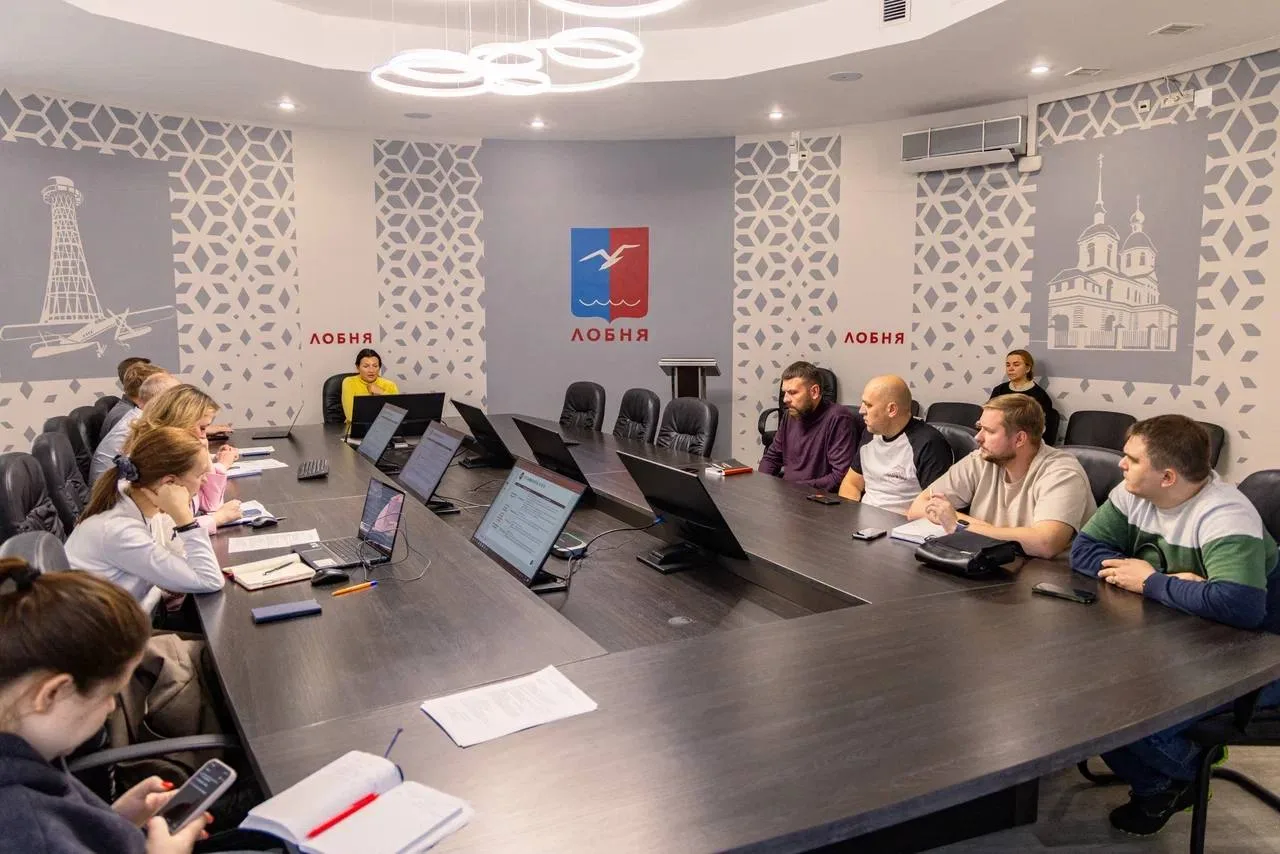 Провели очередное совещание, посвященное дорожной обстановке и работе транспорта.
