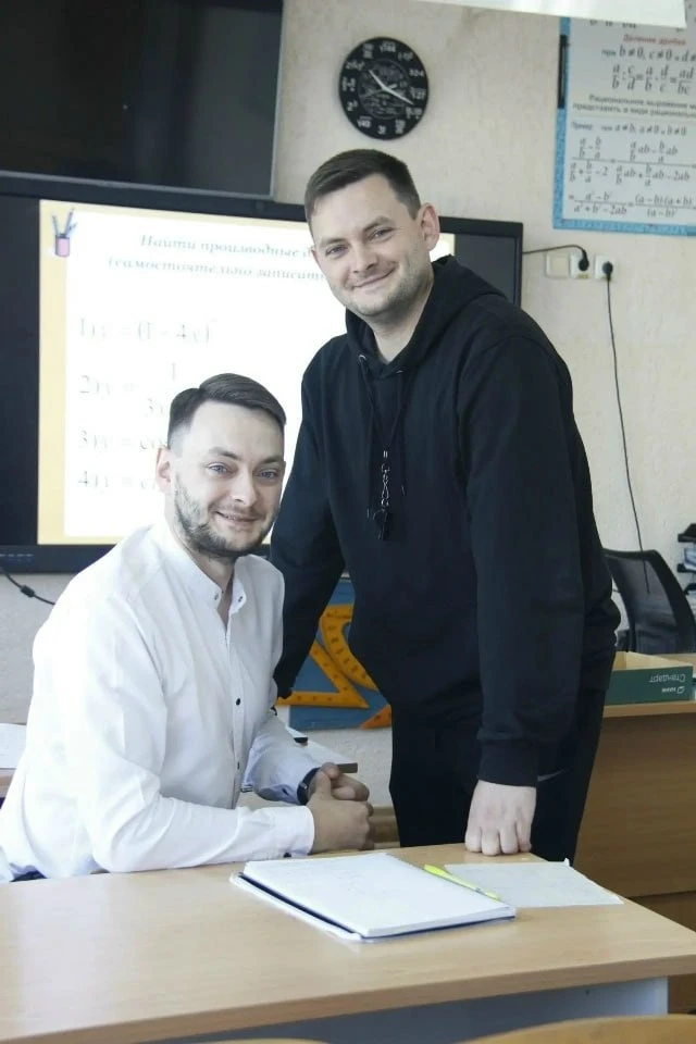 «Двое из ларца» учат детей в Викуловском округе