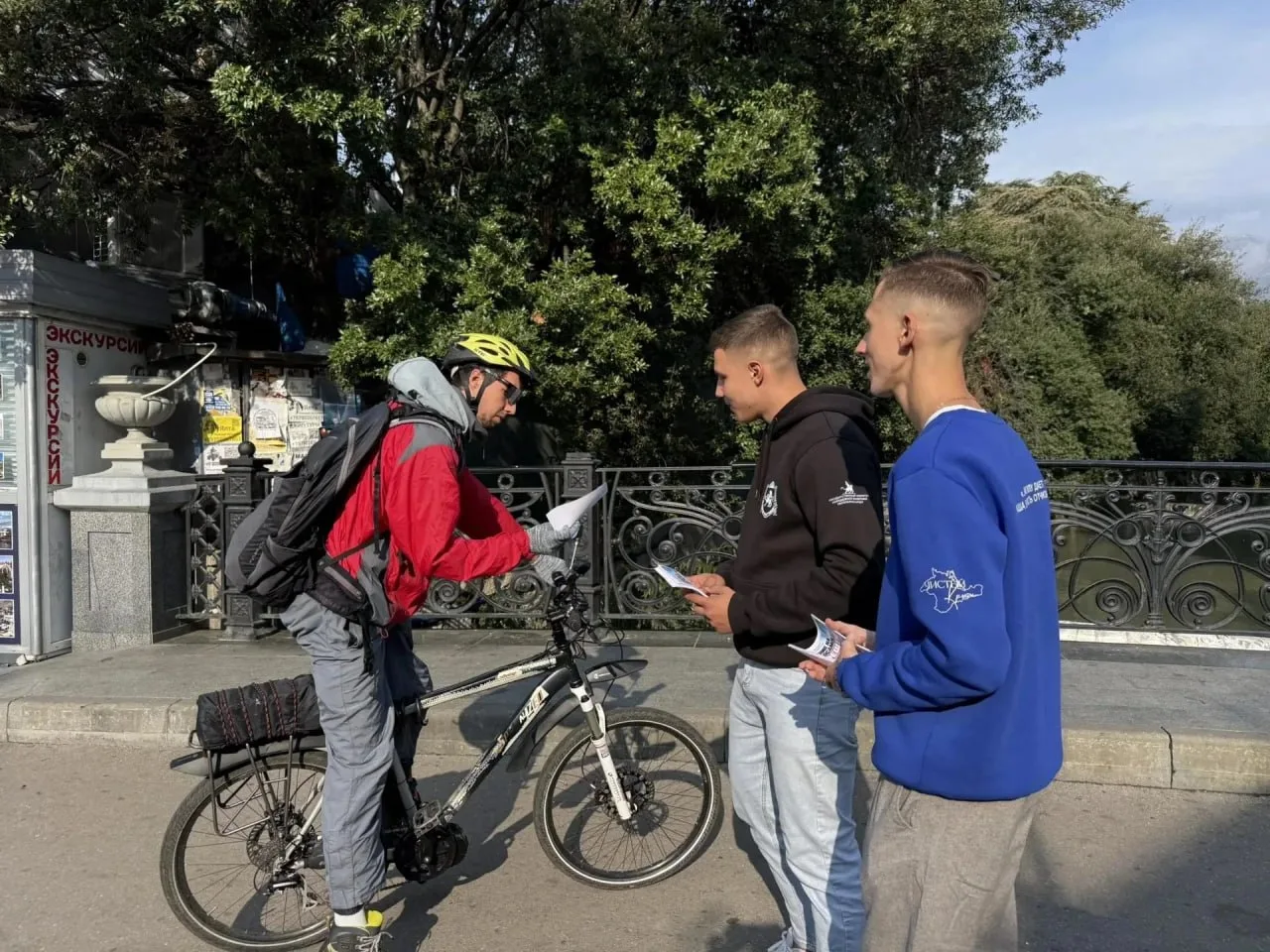«Стоп самокат!»: в Ялте усиливают контроль за электротранспортом в пешеходных зонах 🚫