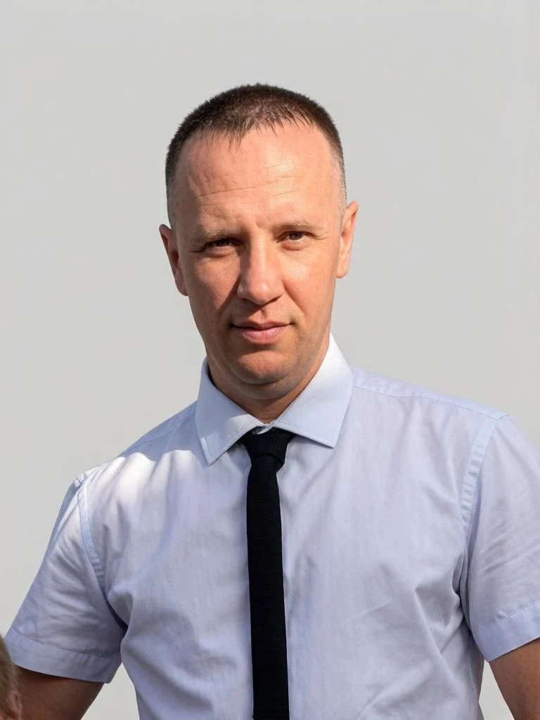 👨‍🏫Брядков Юрий Станиславович, учитель физической культуры.