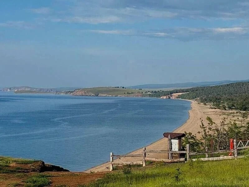 На Байкале могут запретить вывоз песка и гальки