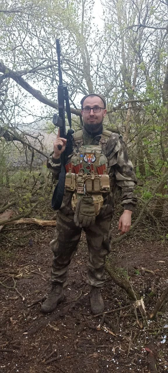 Мой папа , Логутенко Валерий Вячеславович - военный, старший сержант, и его работа всег...