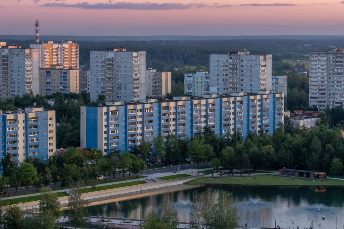 На ул. Молодежная д.5 просим проверить (просушить) подвалы.