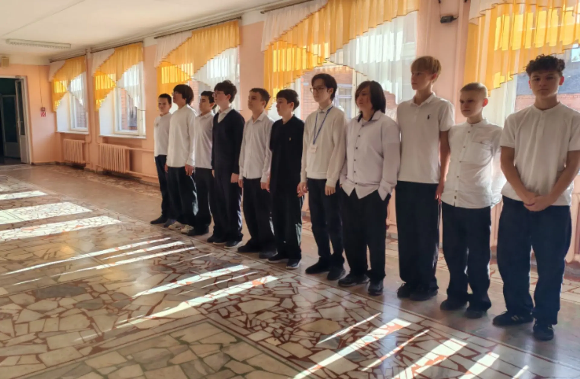 ОКОНЧАНИЕ НЕДЕЛИ🏫