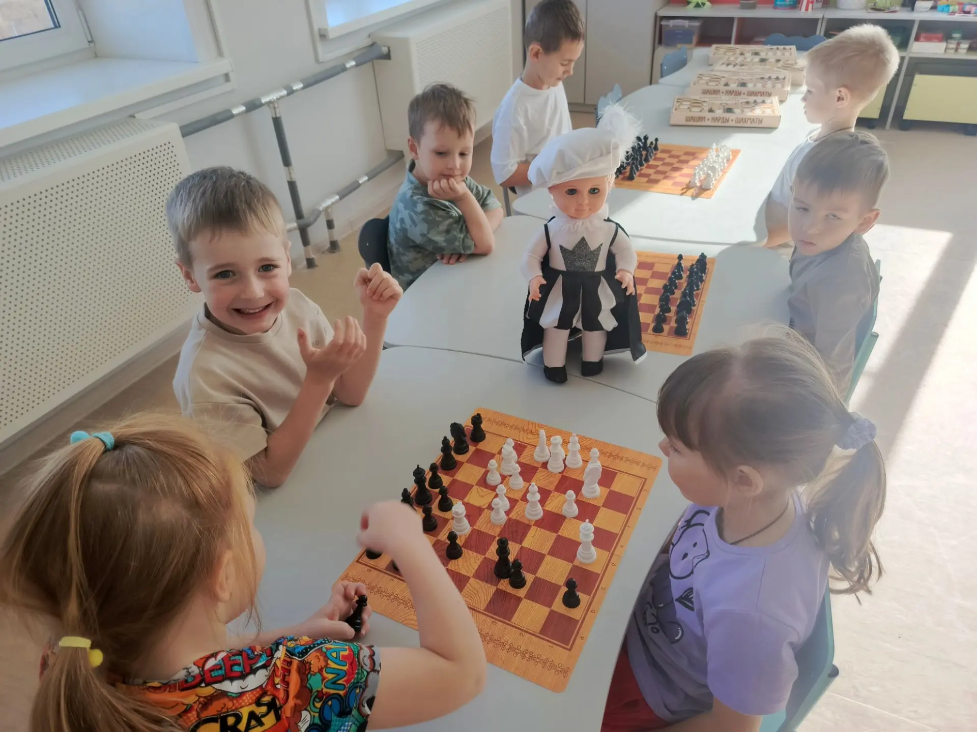В рамках дополнительного образования Шахматы ♟️ к нашим ребятам пришел настоящий гость ...