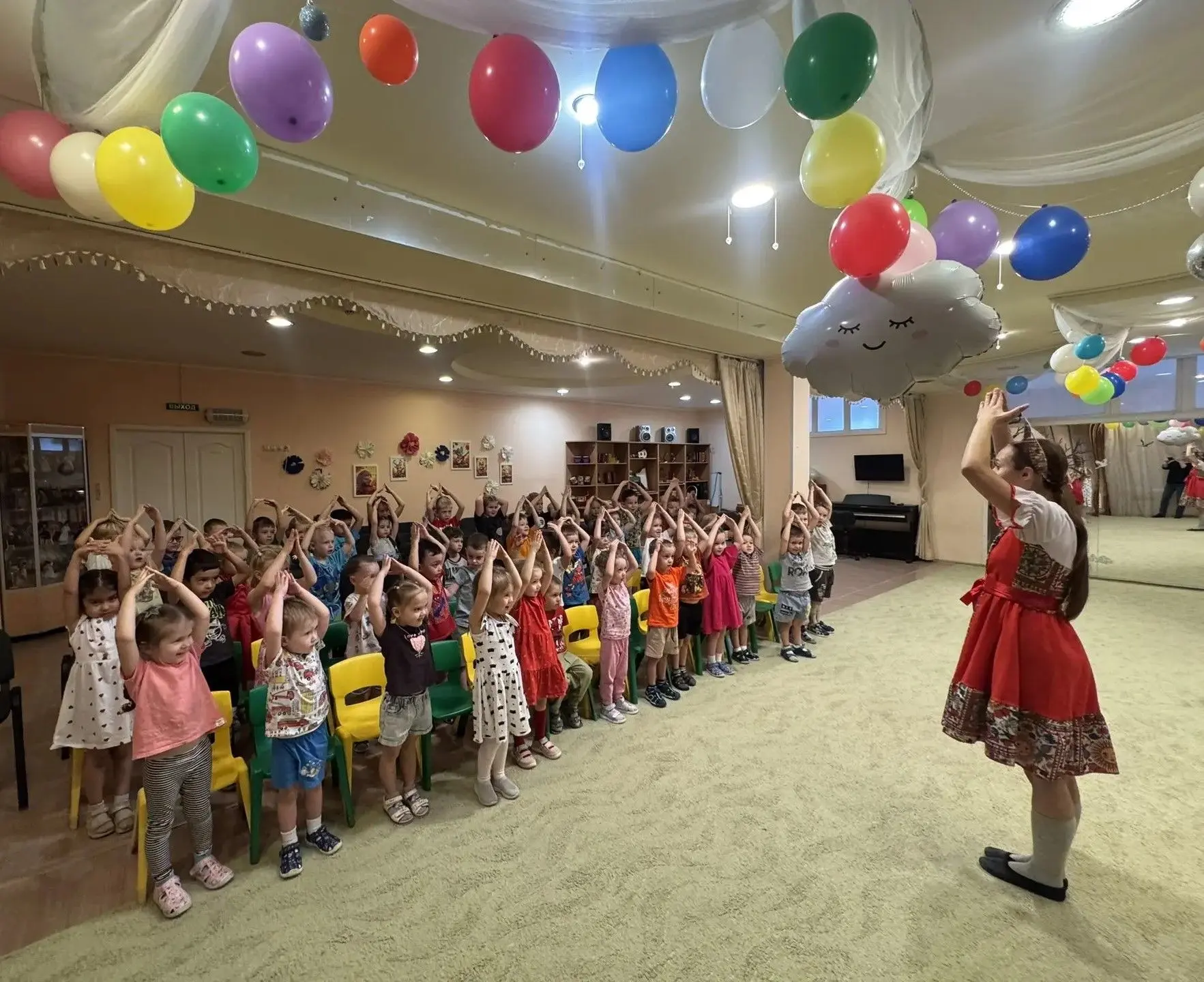 Вчера наши "Родники" превратились в настоящую театральную сцену!🎭