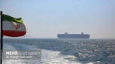 Военно-морские силы КСИР предостерегают суда от отключения навигационных систем