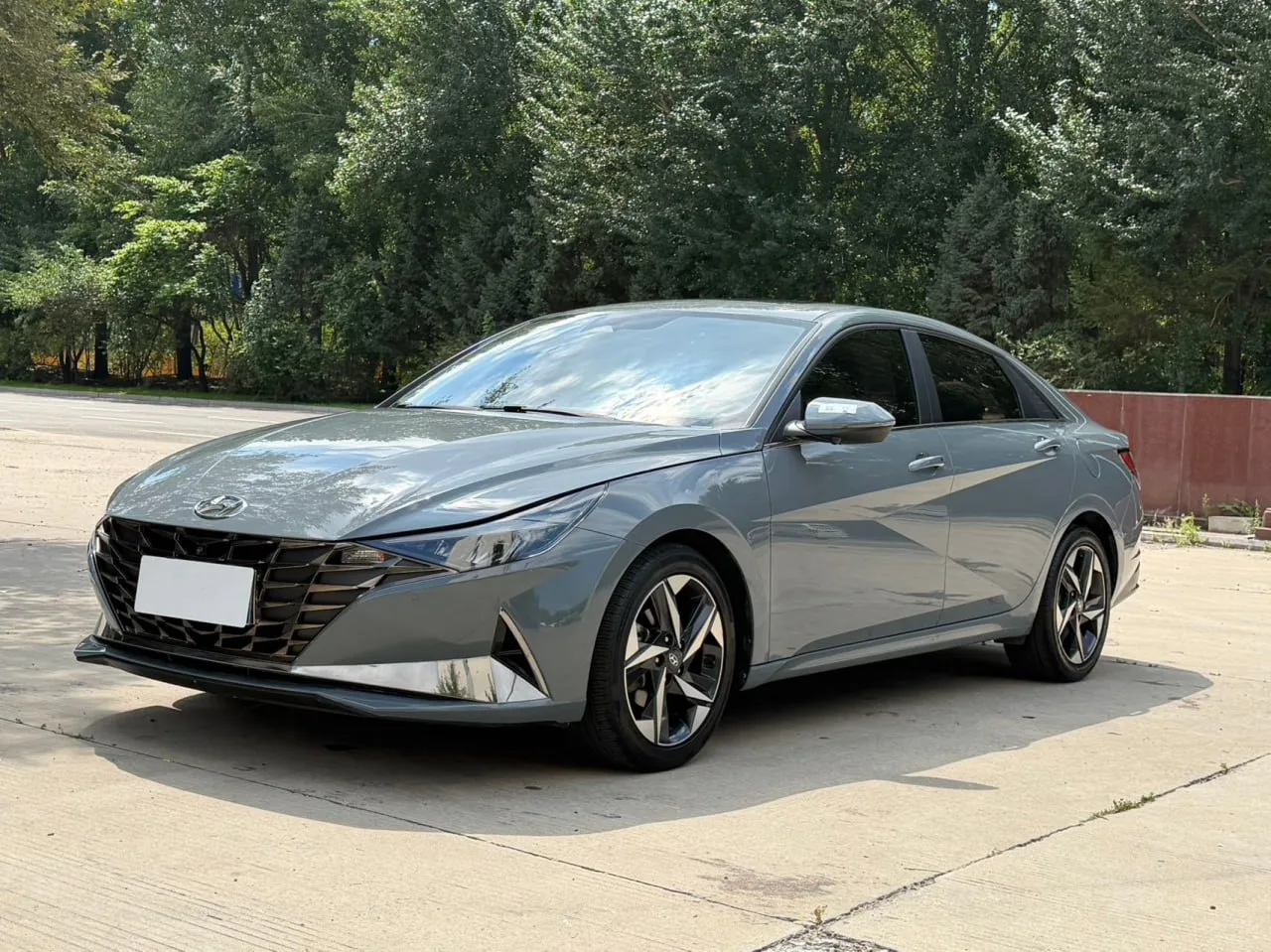 🚘 Hyundai Elantra 1.5L CVT 1.5L CVT LUX 🇨🇳