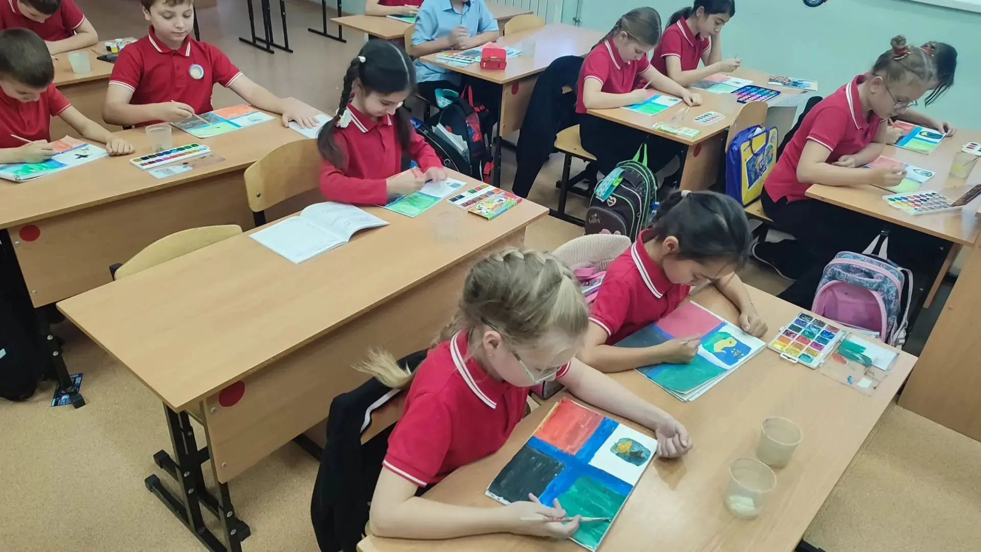 Сегодня в 3А классе прошел очень важный классный час «Мой край — Белгородчина».