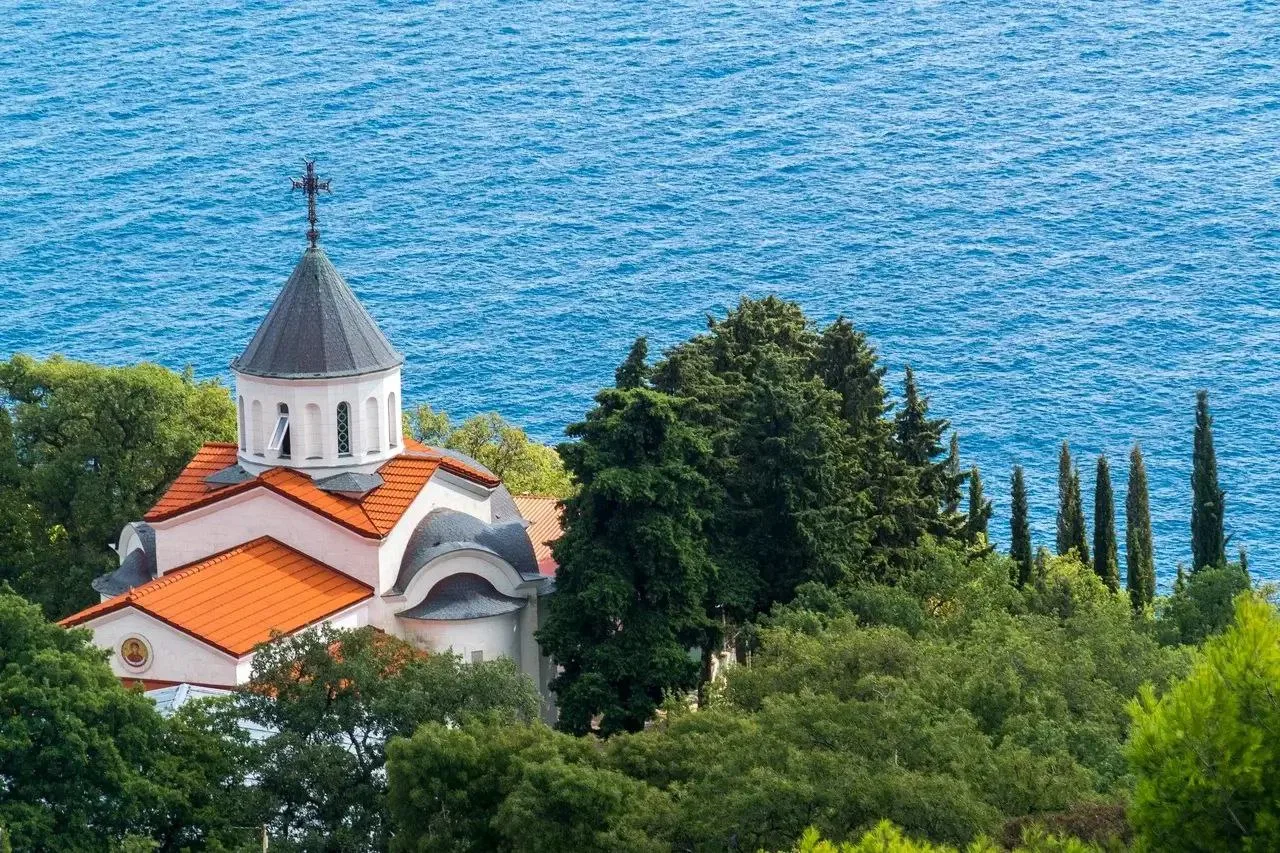 ПОКРОВСКИЕ ХРАМЫ КРЫМА.