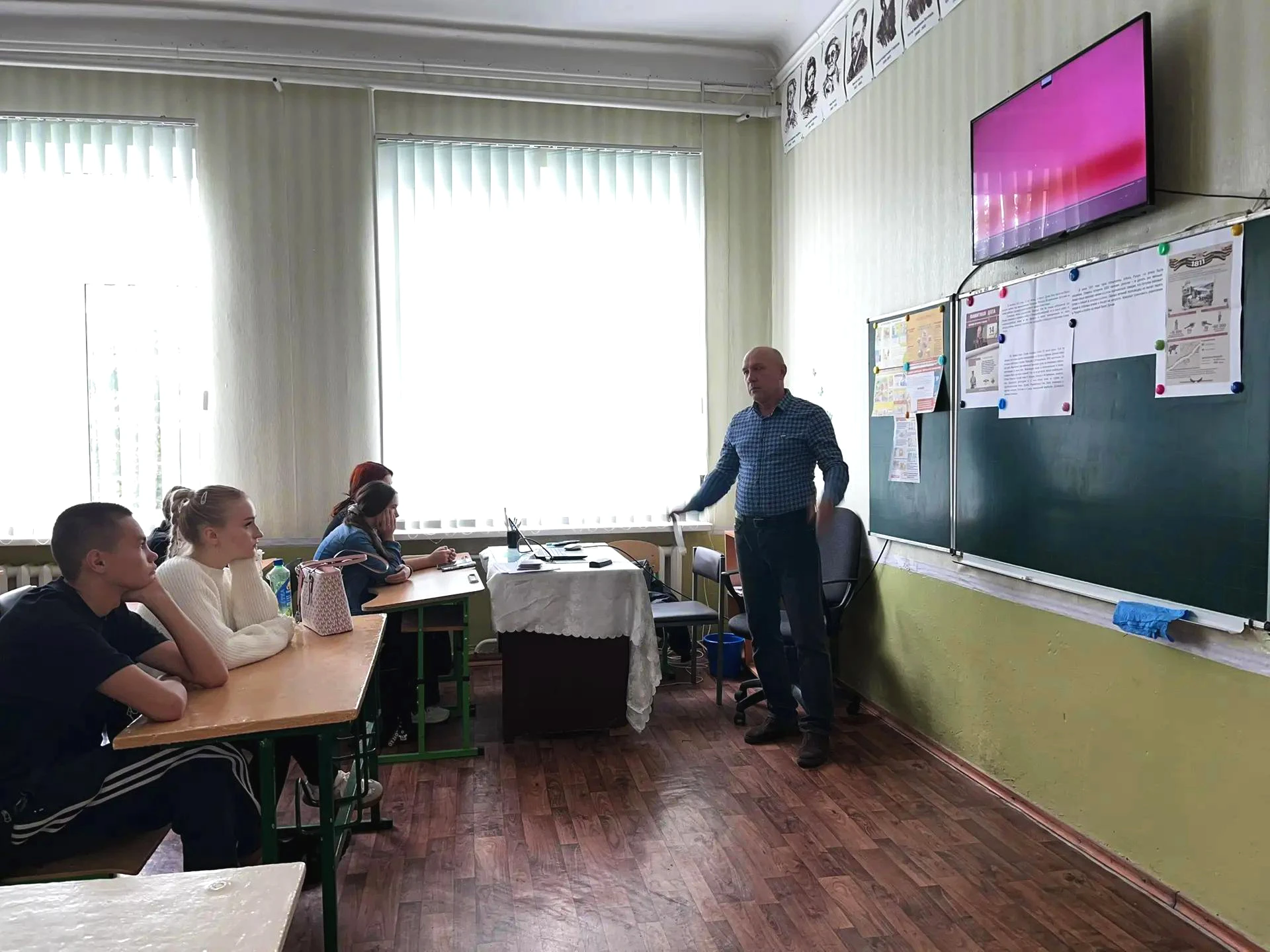 Специалист Администрации провёл занятия с учащимися Пришибской школы