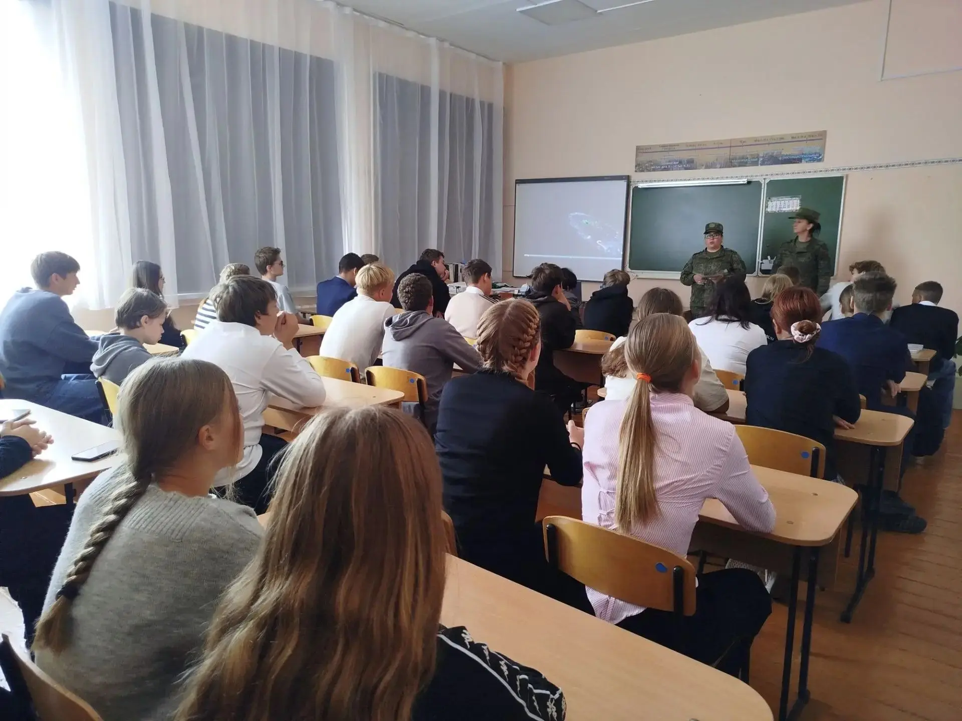🔥 Профориентация: строим будущее в сфере военной связи!
