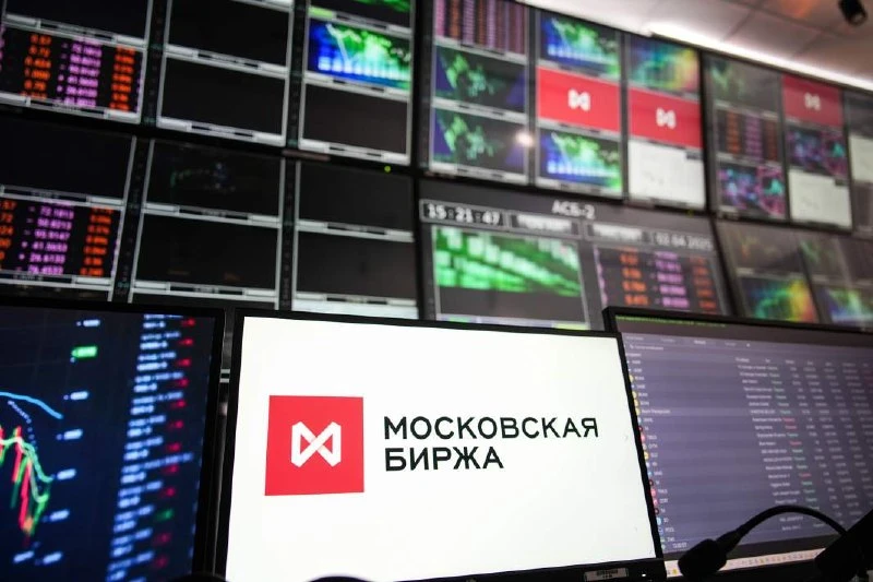 «Цифры говорят об обратном»: глава Мосбиржи сообщил о рекордном притоке денег на фондов...