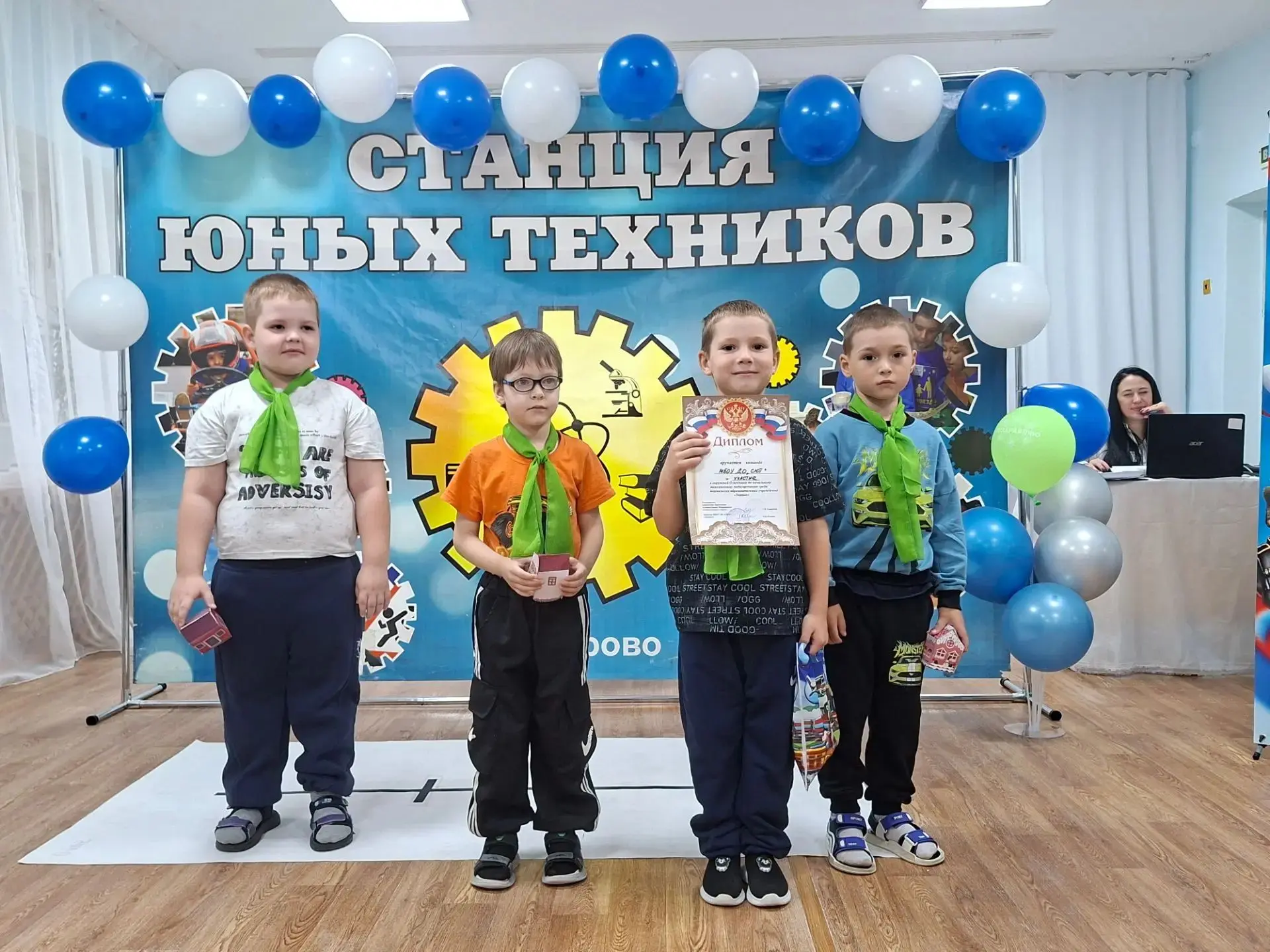 Юные инженеры в деле: итоги олимпиады «Знаток»! 🛠️