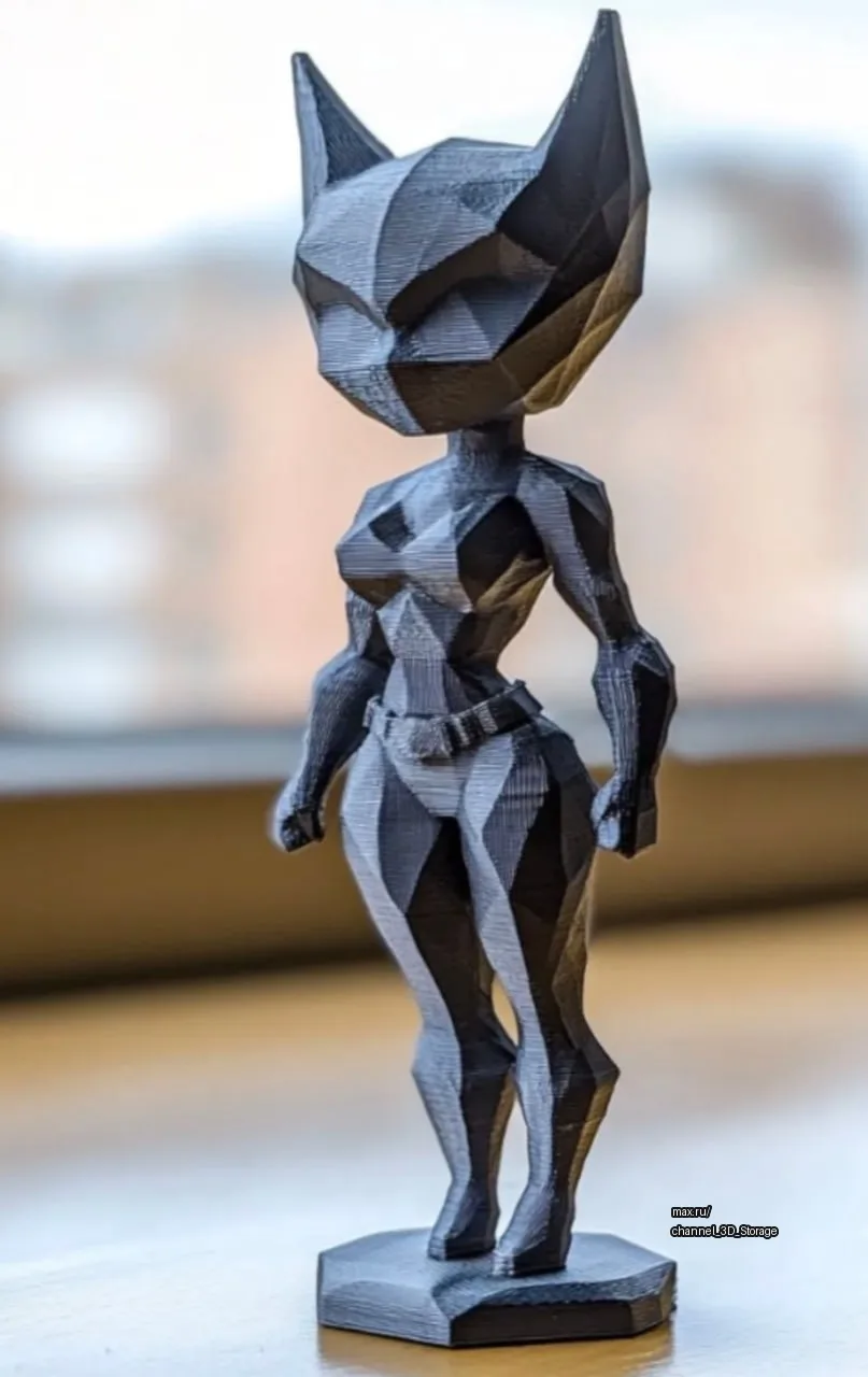 🧩 Мини-фигурка Женщины-кошки