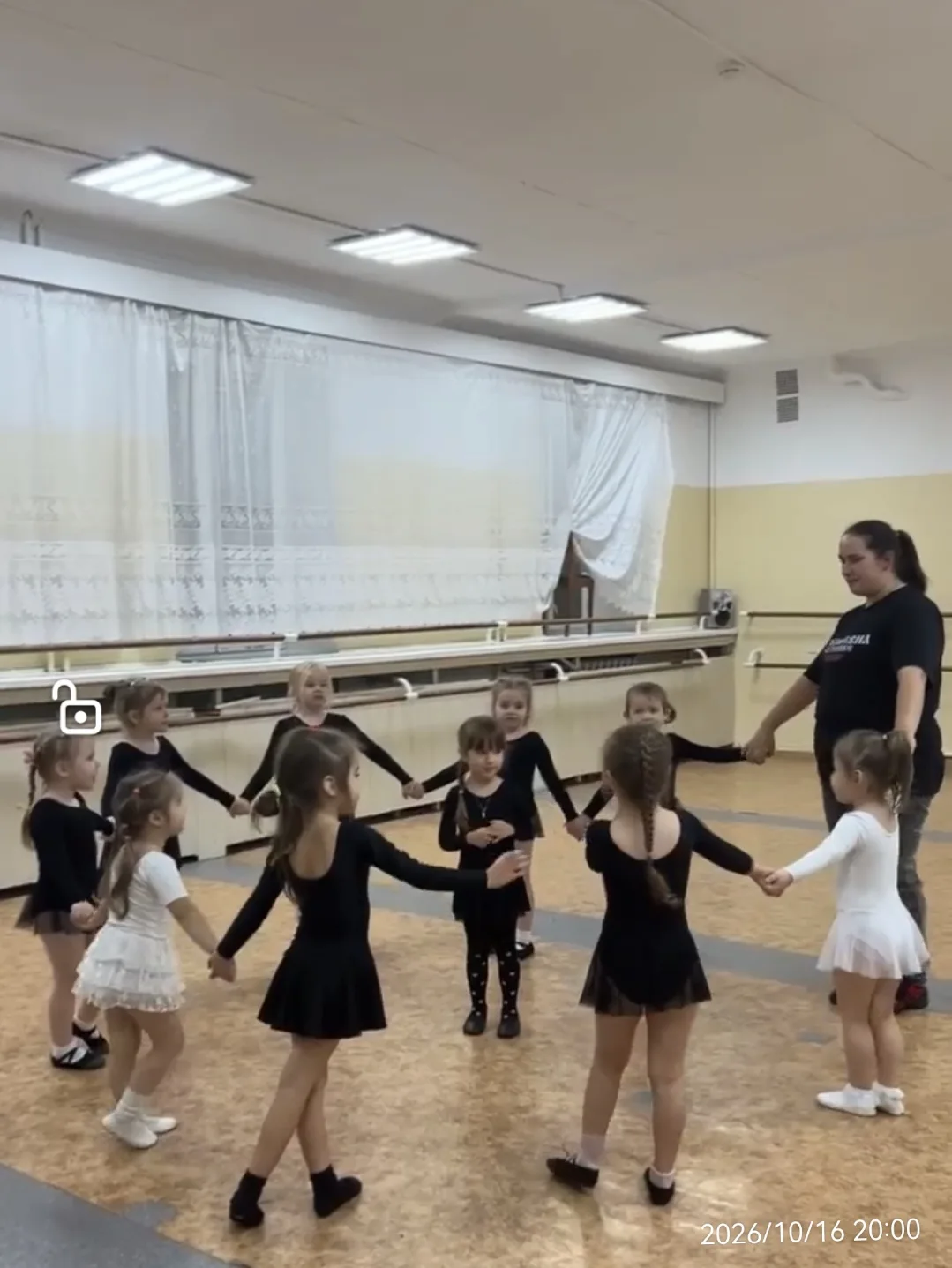 И снова поздравления.