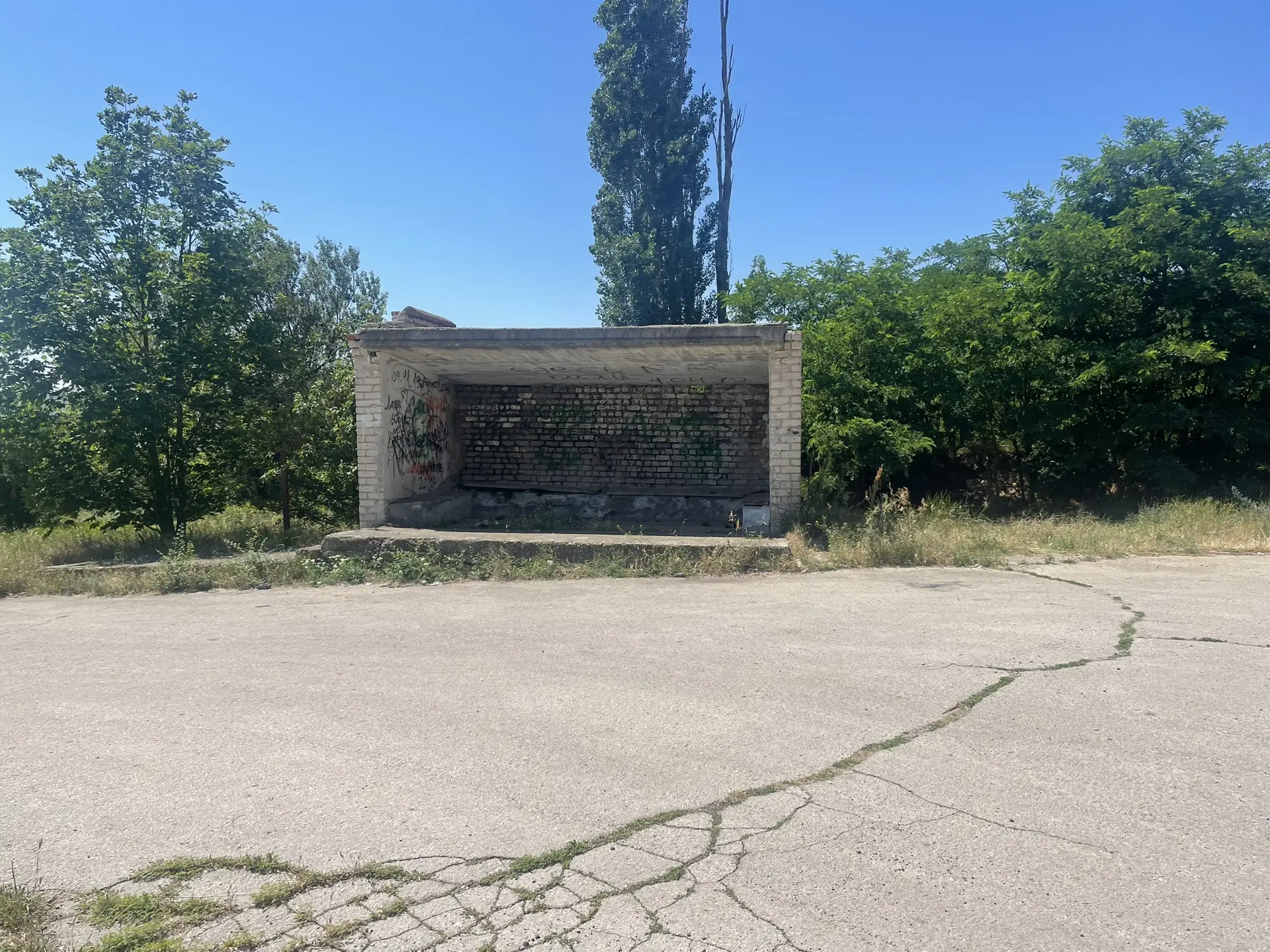 Старт Трейлфеста МинВоды в этом году будет отсюда, с площадки перед камнеобрабатывающим...