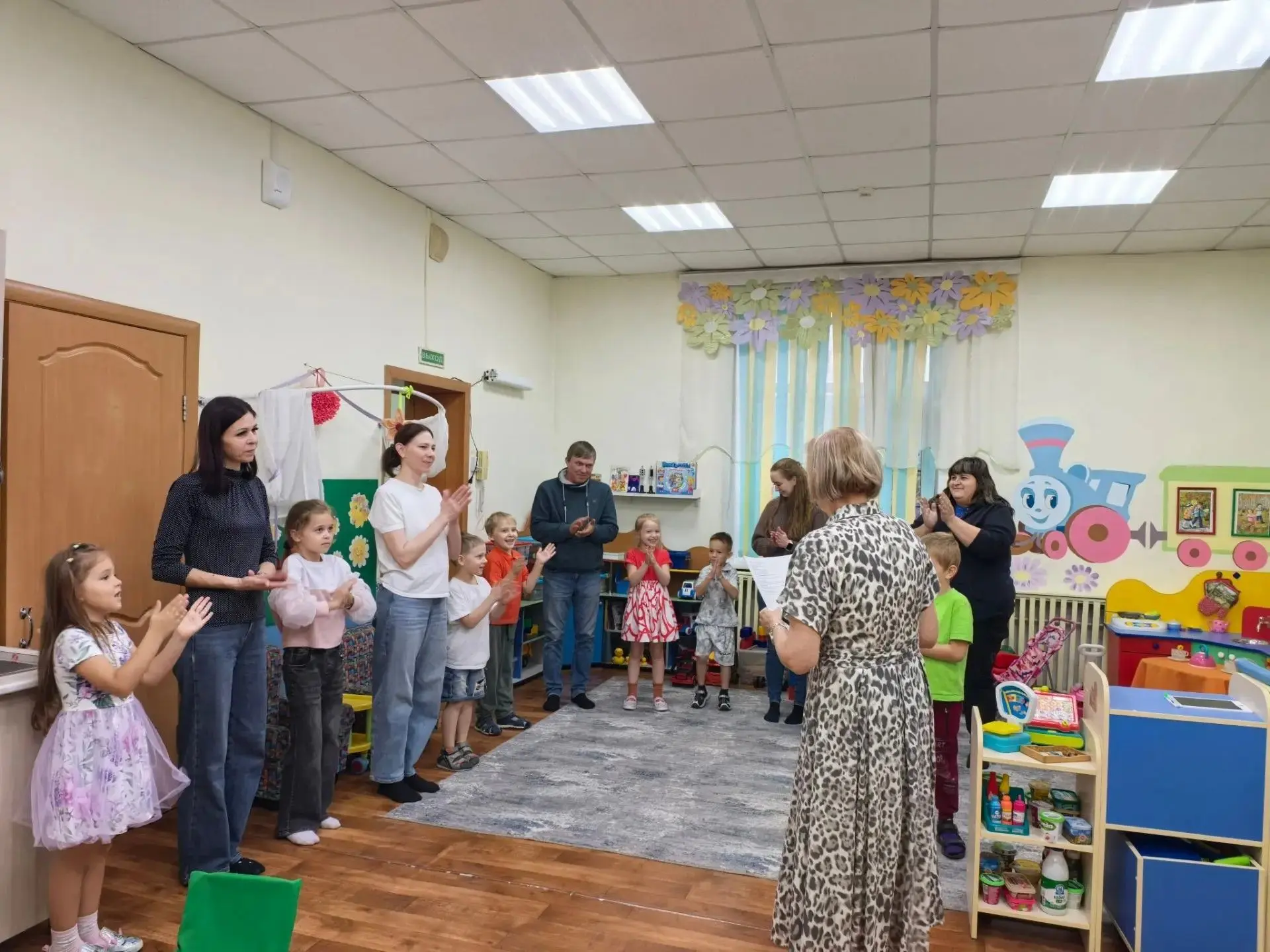 Вчера в  группе №4  состоялась родительская гостиная на тему «Скоро в школу».