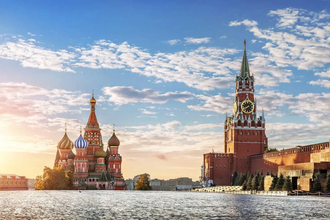 Кремль - самая большая средневековая крепость в мире!