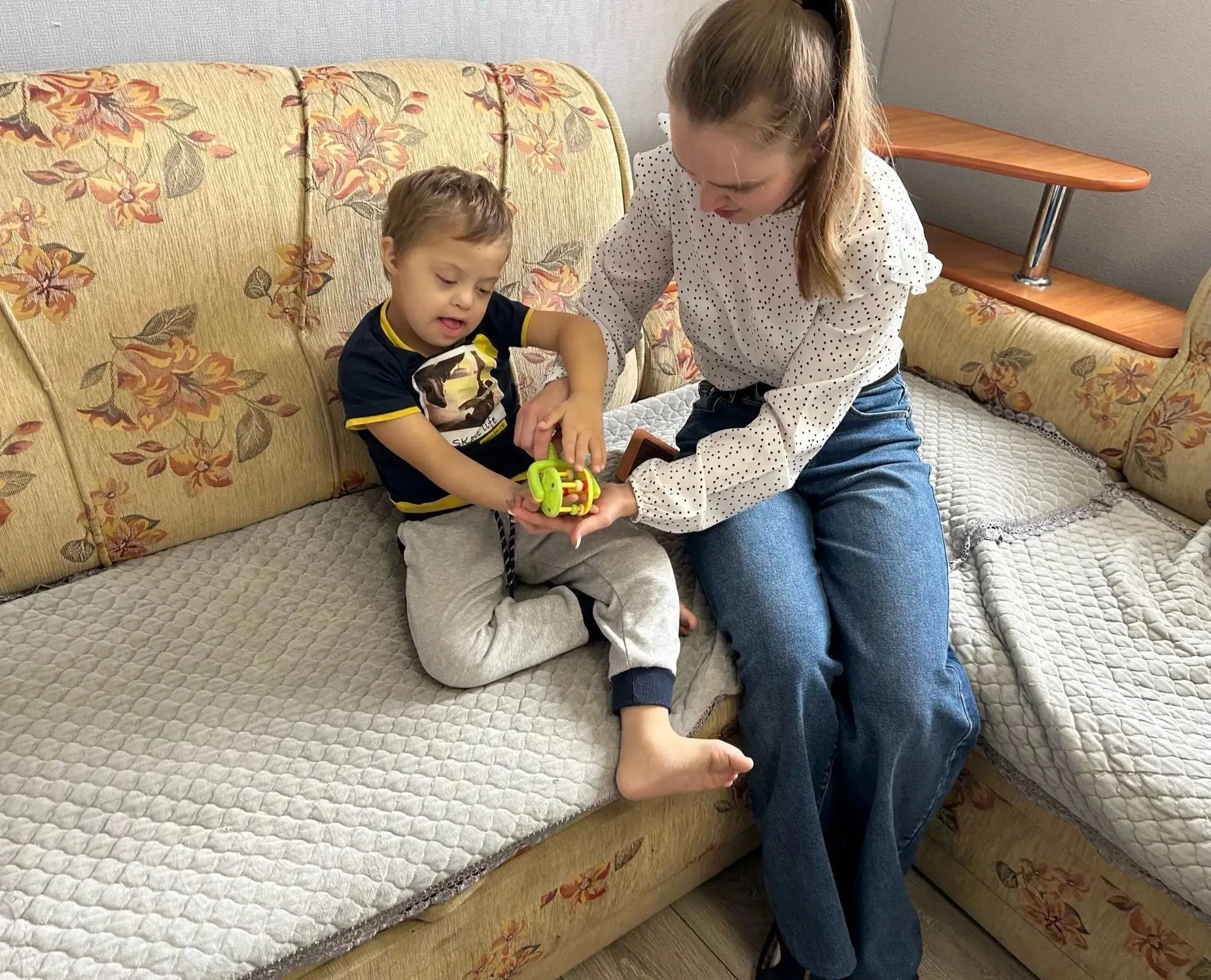Сотрудники центра "Непоседы" продолжают свою важную миссию, доказывая, что развитие реб...