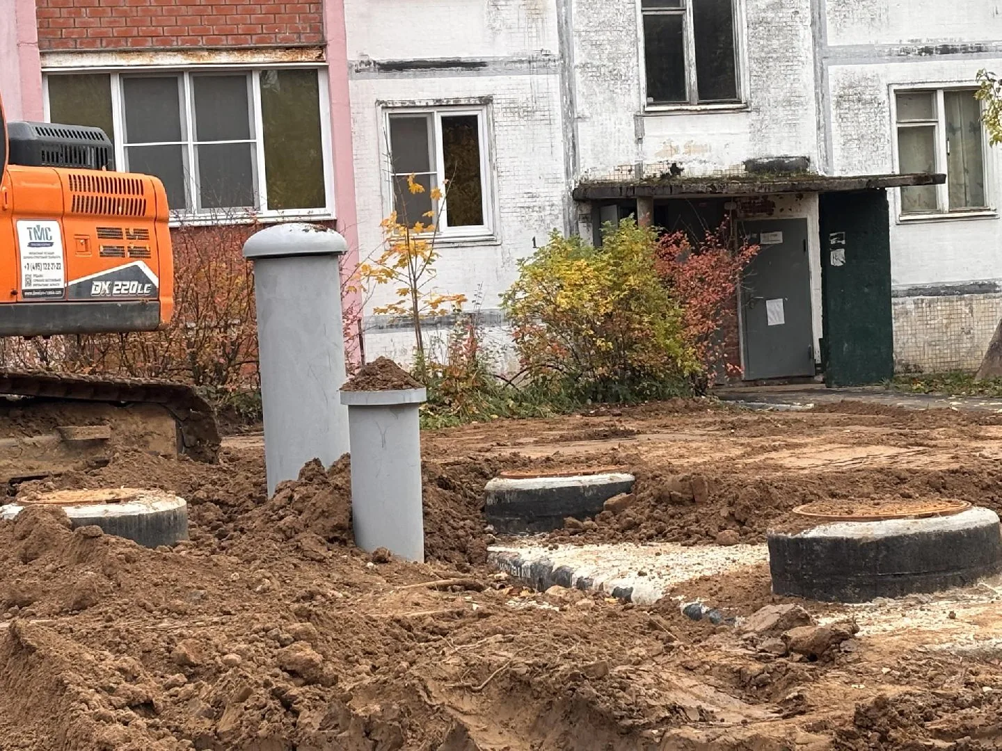 Во дворах Миронцево идет масштабное благоустройство.