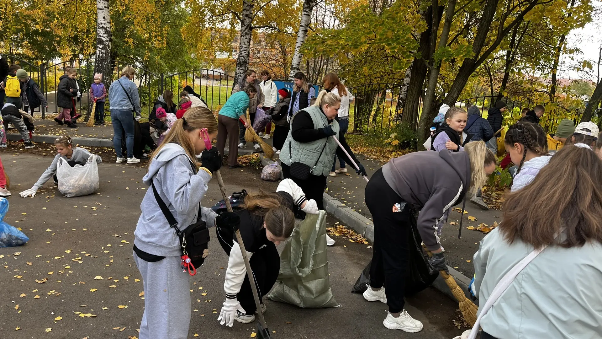 🕊️В МАОУ «Покрово-Пригородная СОШ» весело прошёл праздник села.